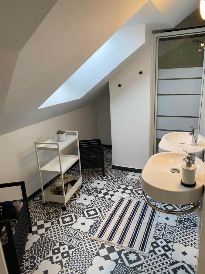 Appartement Hyper Centre Cathedrale Avec Parking Gratuit Amiens Exterior photo